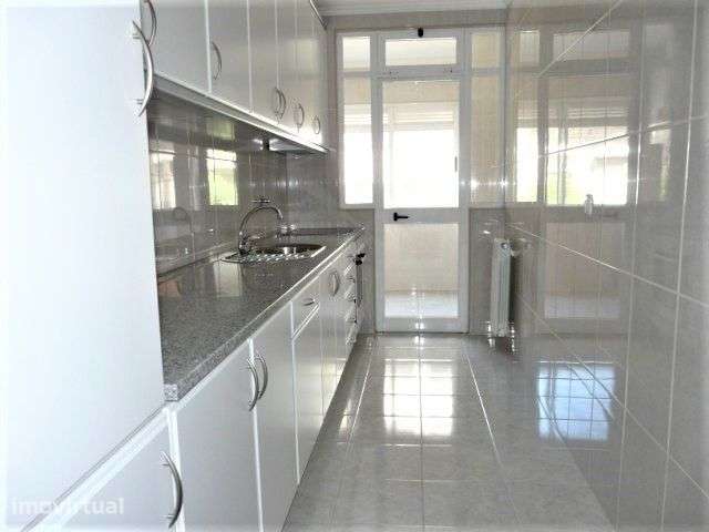 Apartamento T1 Rua 5 de Outubro - Casa da Música - Grande imagem: 3/7