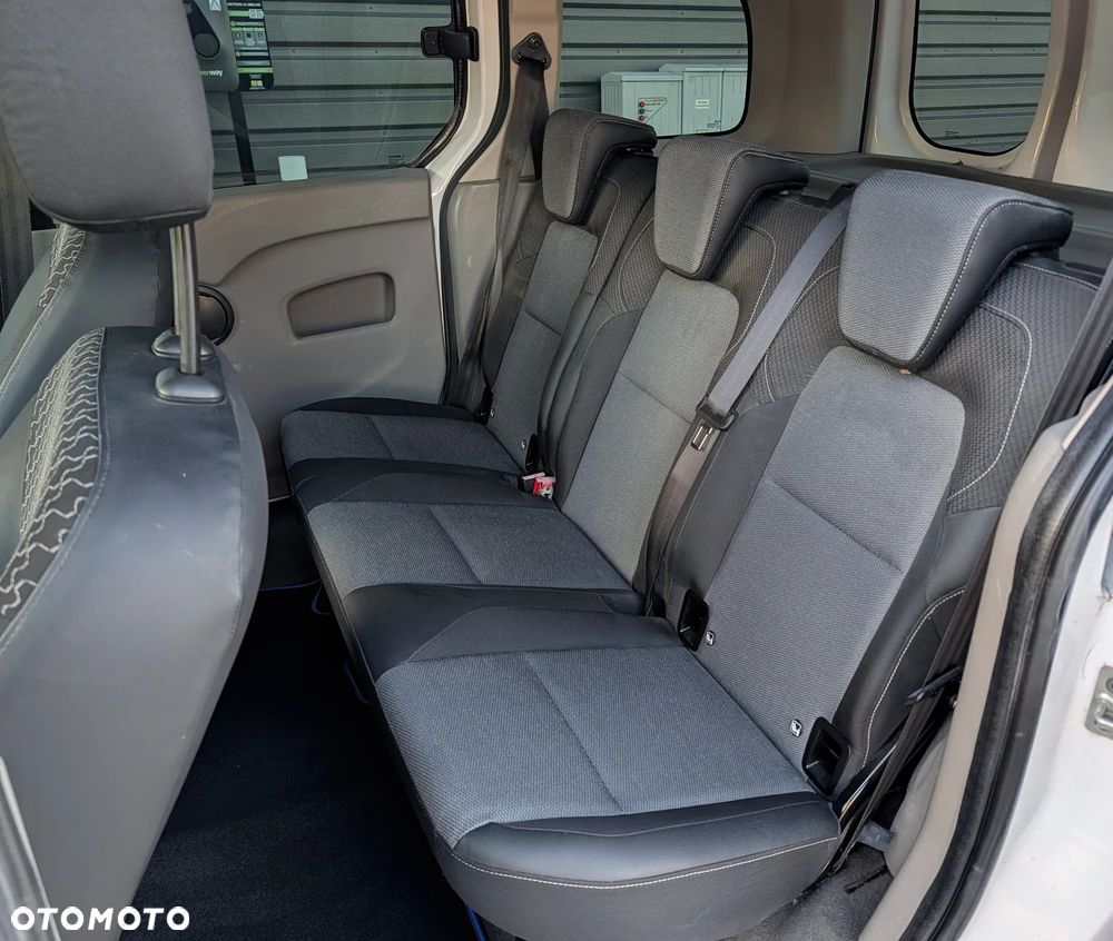 Renault Kangoo 1.5 dCi Helios - 17