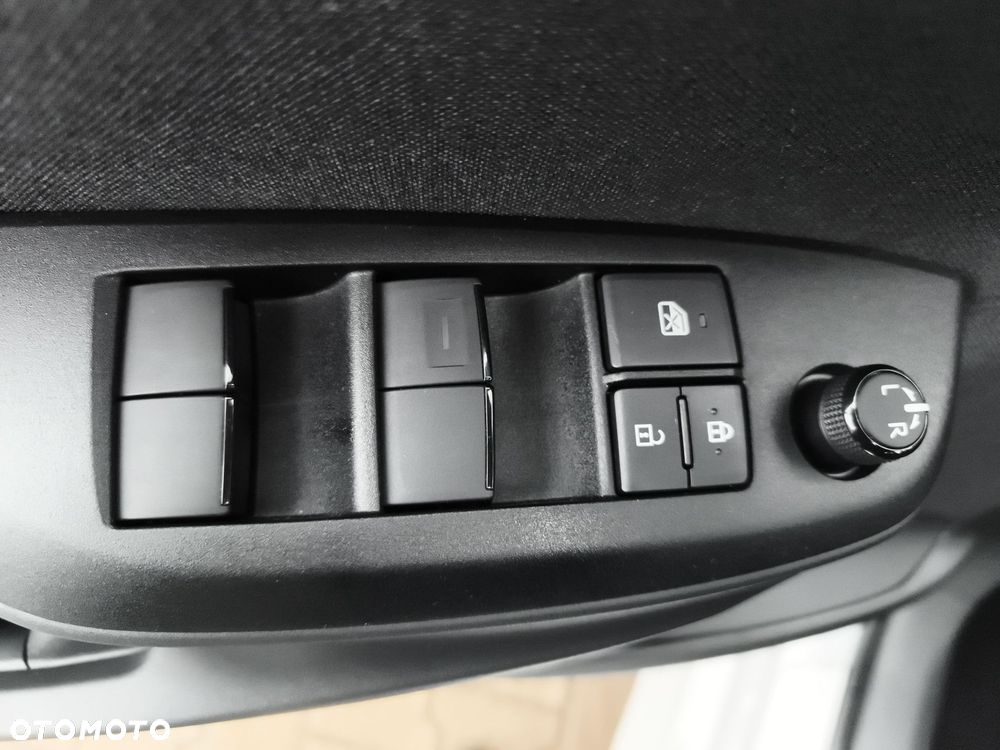 Toyota Yaris - 21