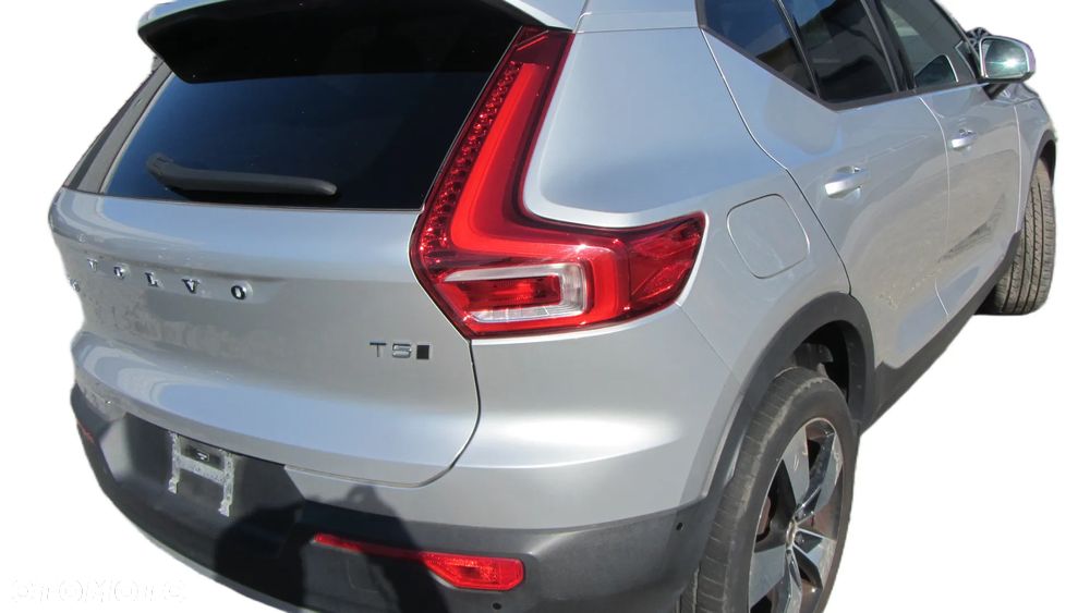 VOLVO XC40 XC 40 XC-40 2020R T5 711-16 711 Części Warszawa Maska Zderzak Drzwi Błotnik Lampa LED SREBRNY - 3