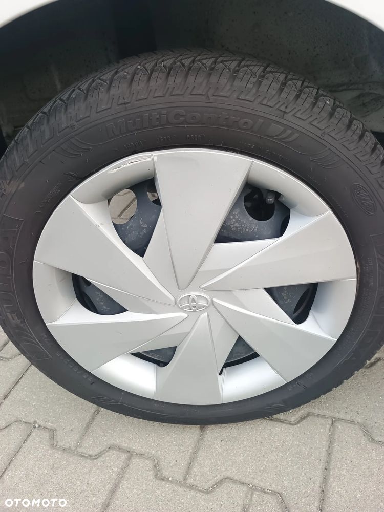 Toyota Aygo x-play - 6