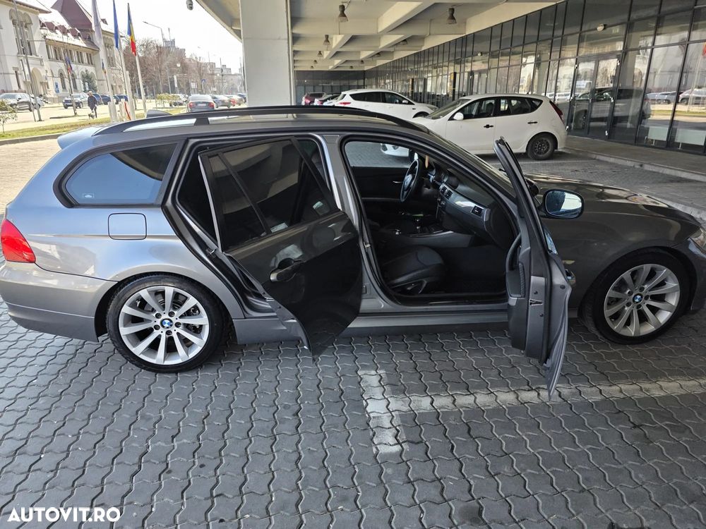 BMW Seria 3 318d DPF Edition Sport - 13