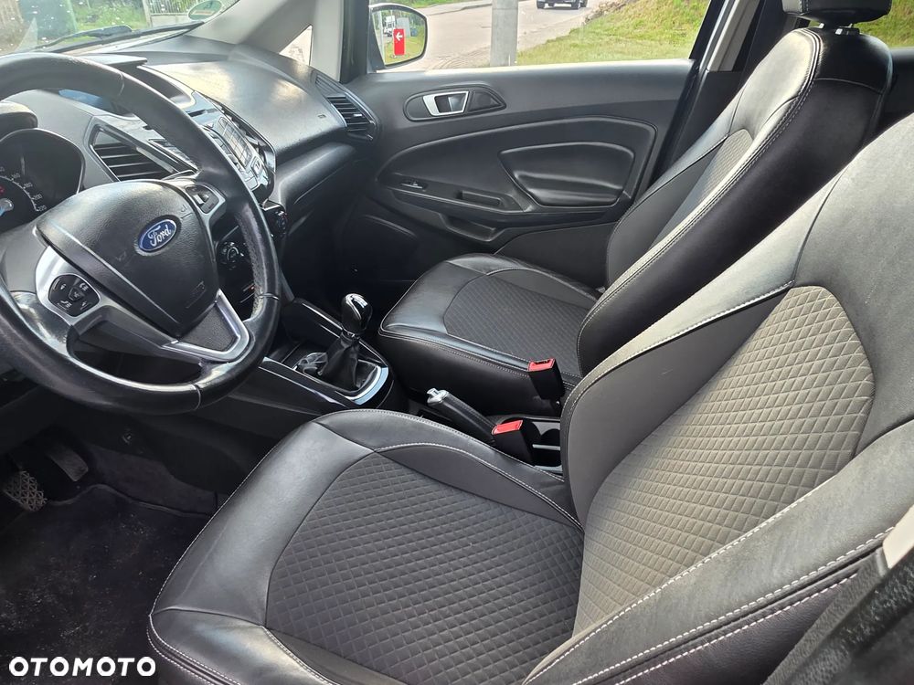 Ford EcoSport 1.5 TDCi TITANIUM - 13