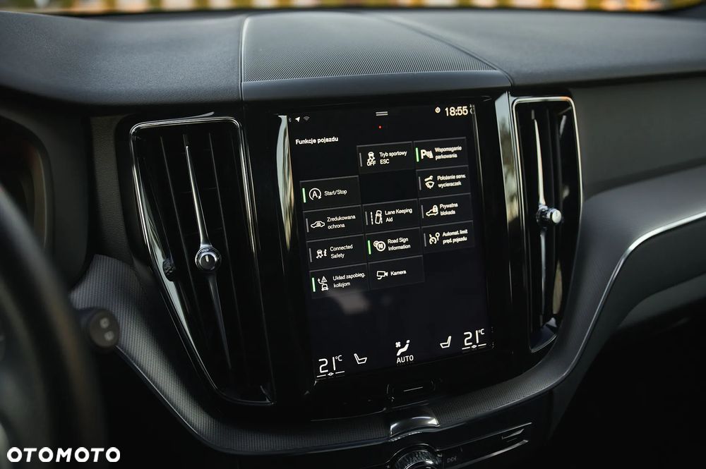 Volvo XC 60 D4 R-Design - 31