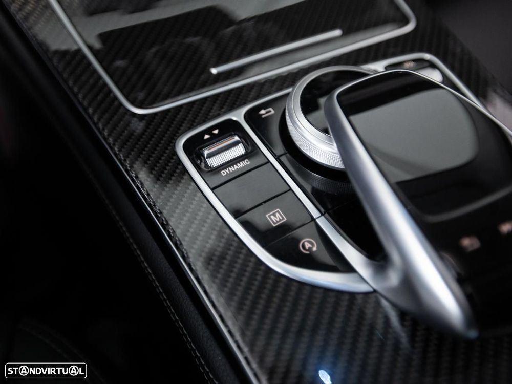 Mercedes-Benz GLC 250 4Matic 9G-TRONIC AMG Line - 26