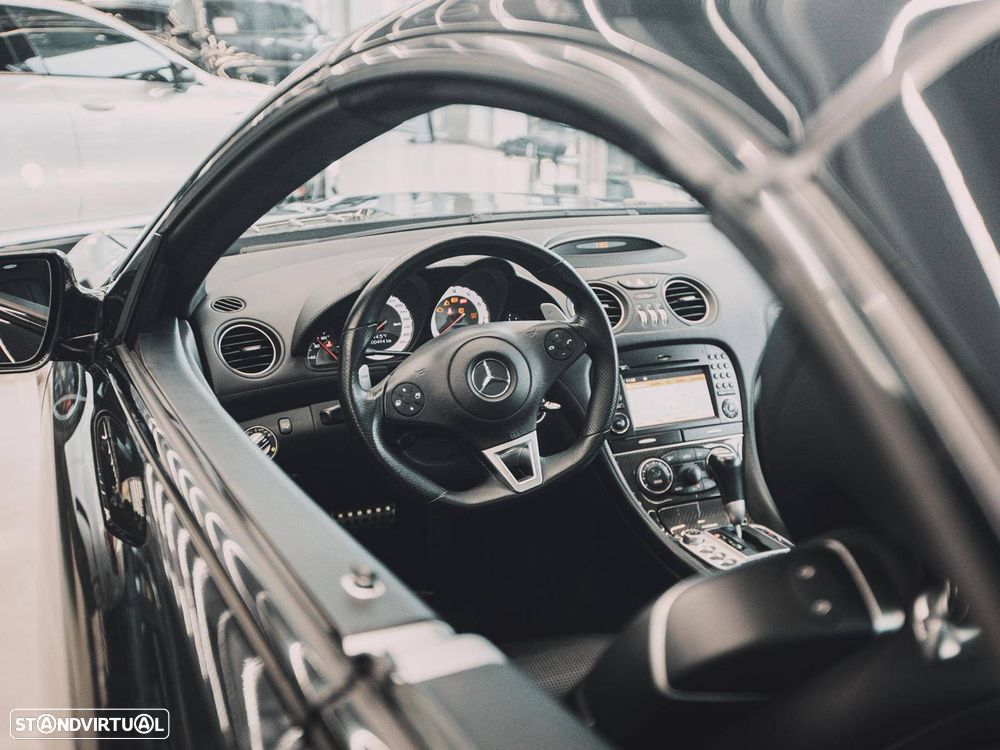 Mercedes-Benz SL 63 AMG Standard - 3