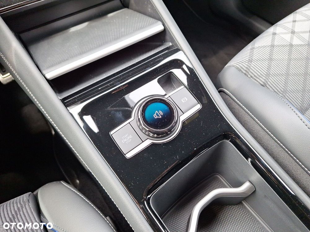 Volkswagen Tiguan - 30