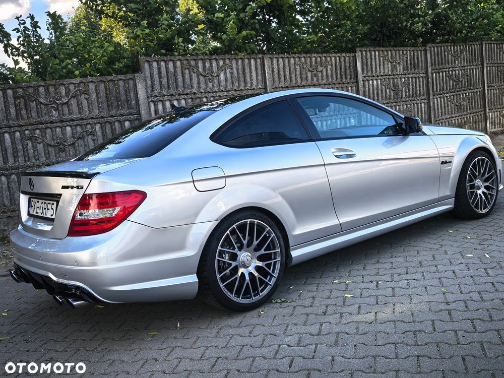 Mercedes-Benz Klasa C 63 AMG AMG SPEEDSHIFT MCT - 13