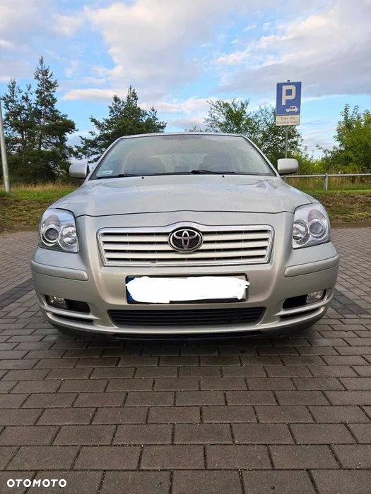 Toyota Avensis 2.0 D-4D Prestige - 3
