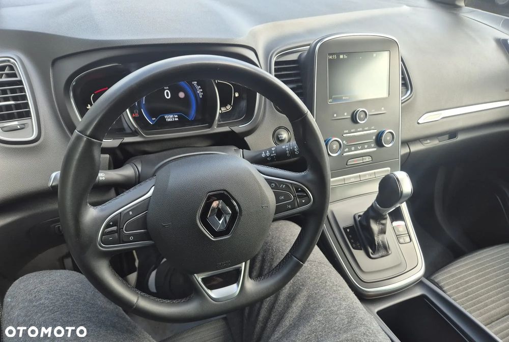 Renault Grand Scenic - 18