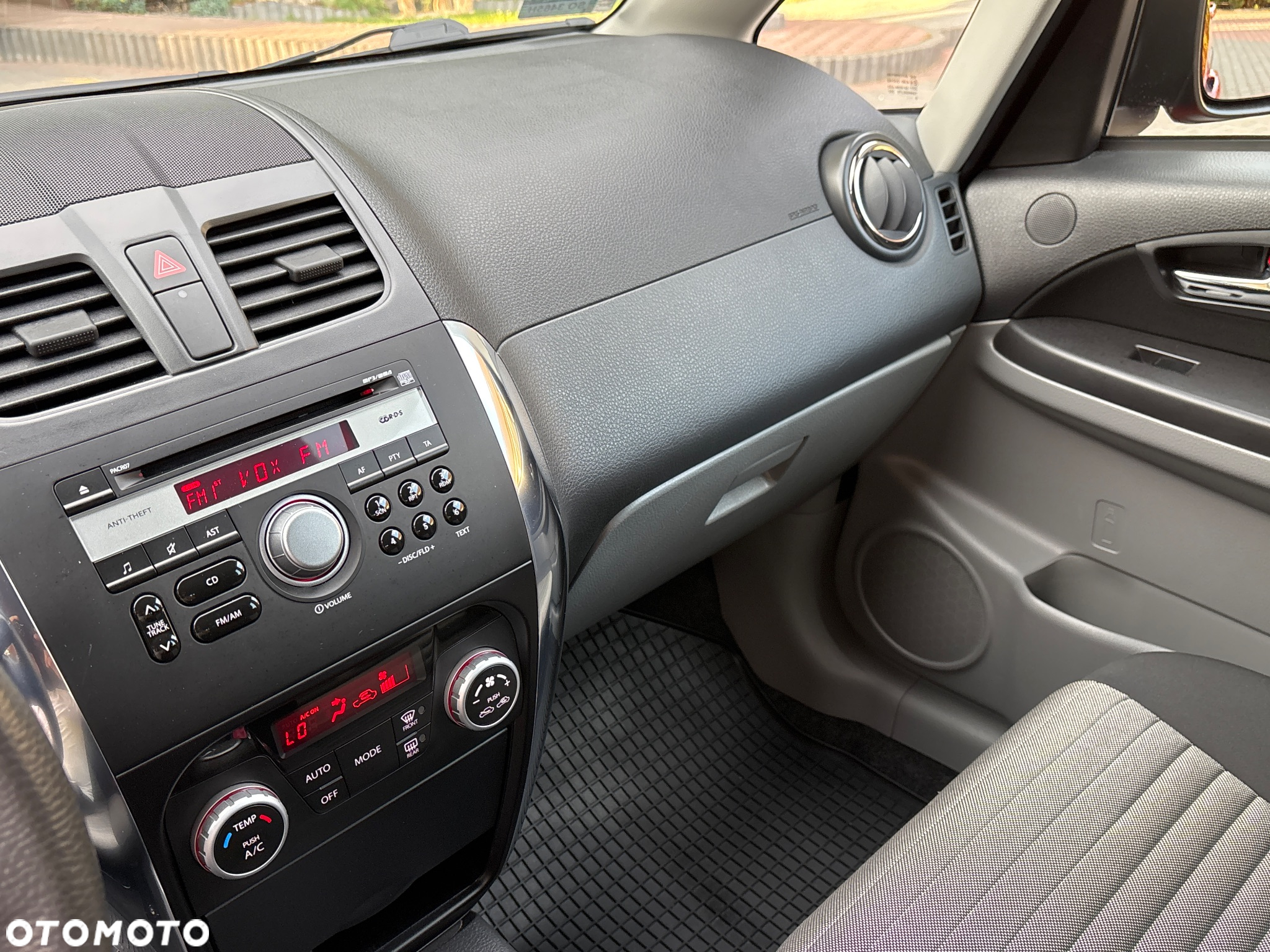 Suzuki SX4 1.6 Premium 4WD - 29