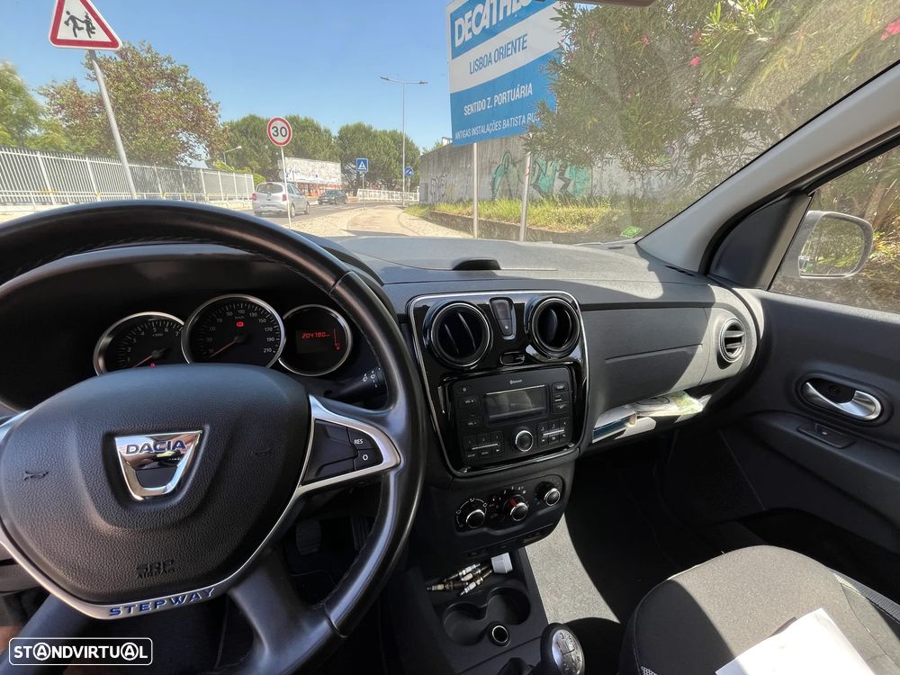 Dacia Lodgy 1.2 TCe Confort 7L - 10