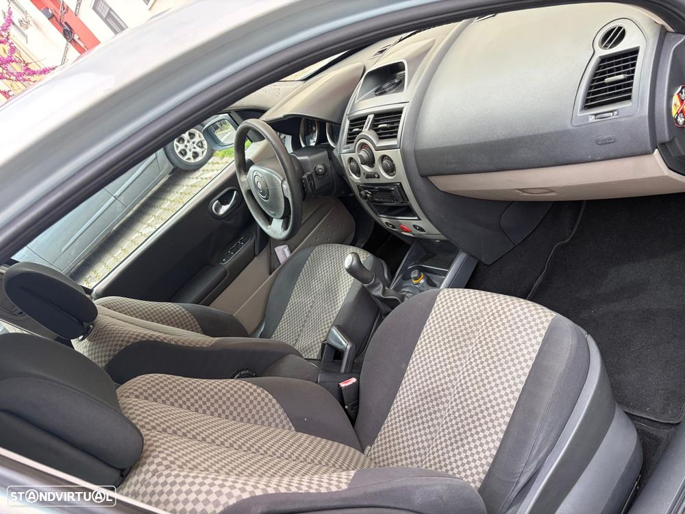 Renault Mégane - 9