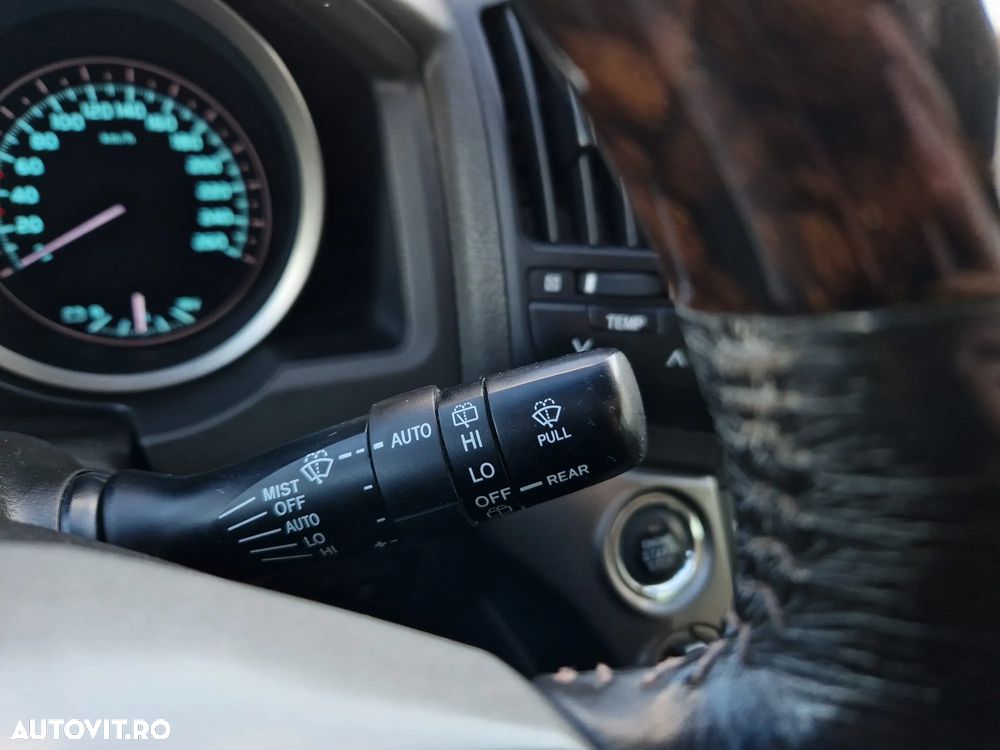 Toyota Land Cruiser V8 4.5 Aut Luxury - 21