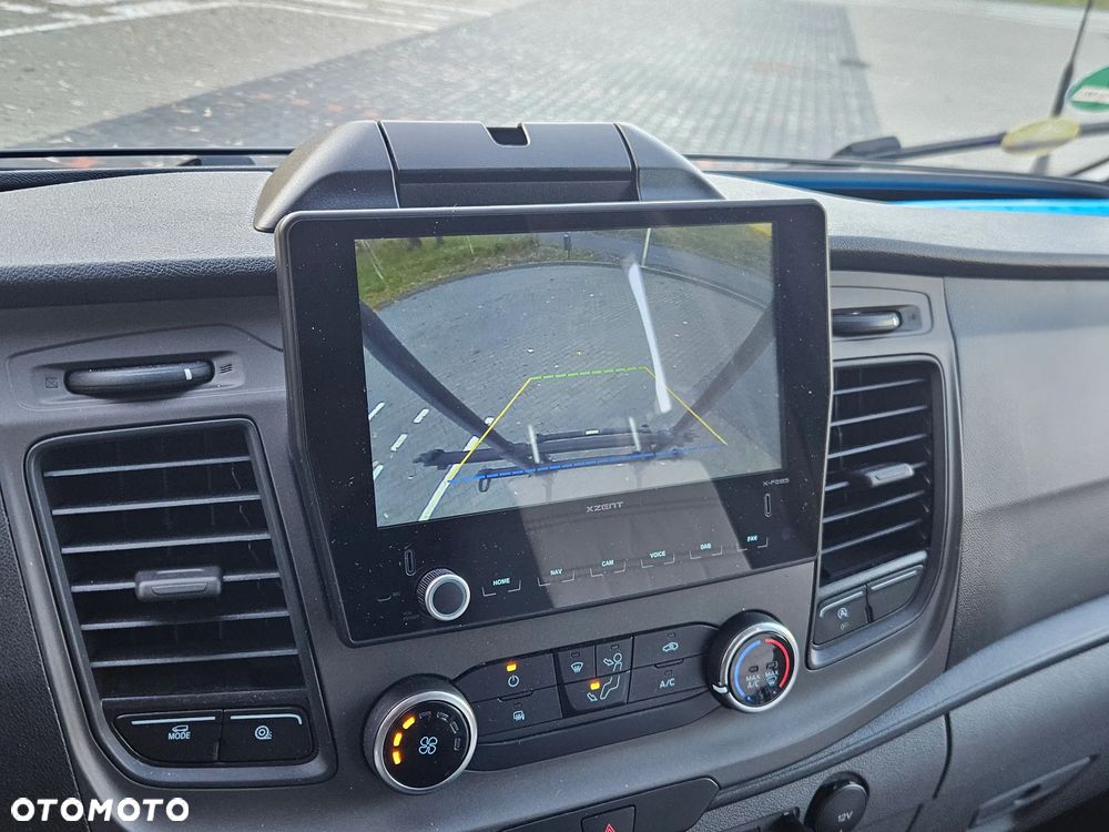 Sunlight T680 Adventure - 34