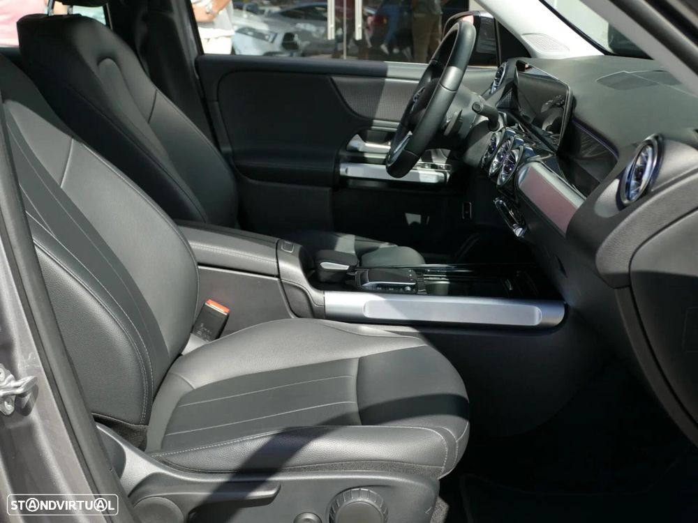 Mercedes-Benz EQB 250 Progressive - 29