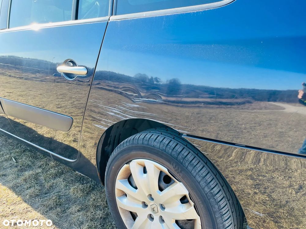Renault Espace 2.0 dCi Initiale - 15