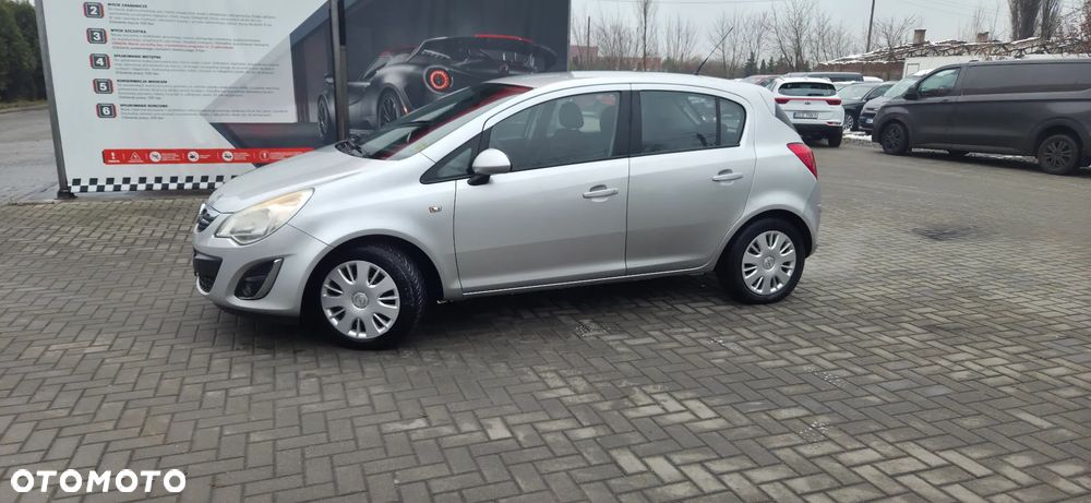 Opel Corsa 1.2 16V Enjoy - 4