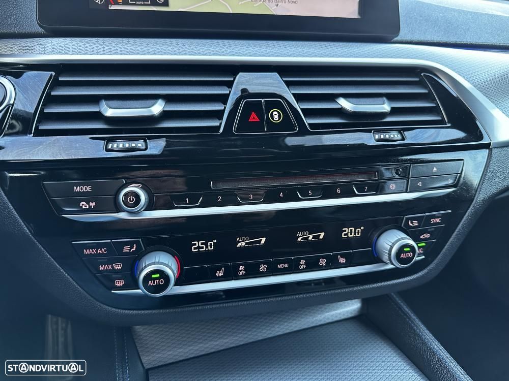BMW 520 d Pack M Auto - 31