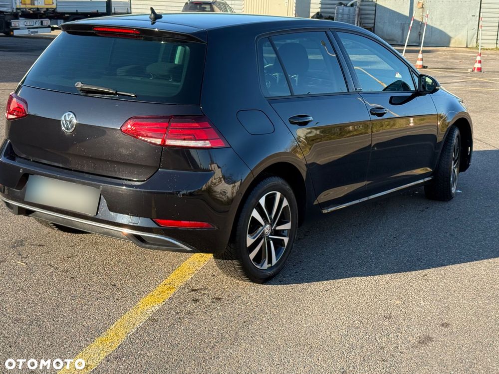 Volkswagen Golf - 20