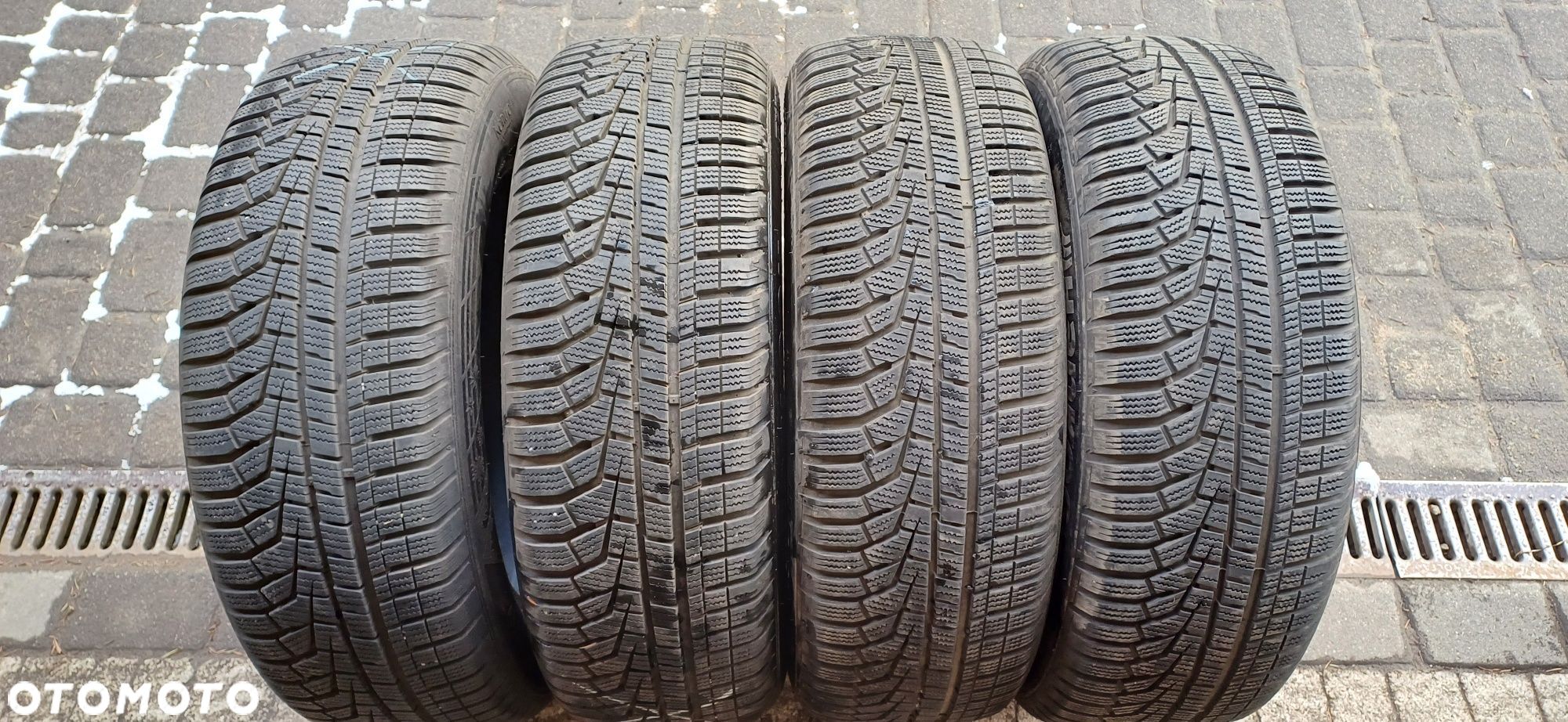 215/60R17 96H HANKOOK , komplet opon zimowych. - 1