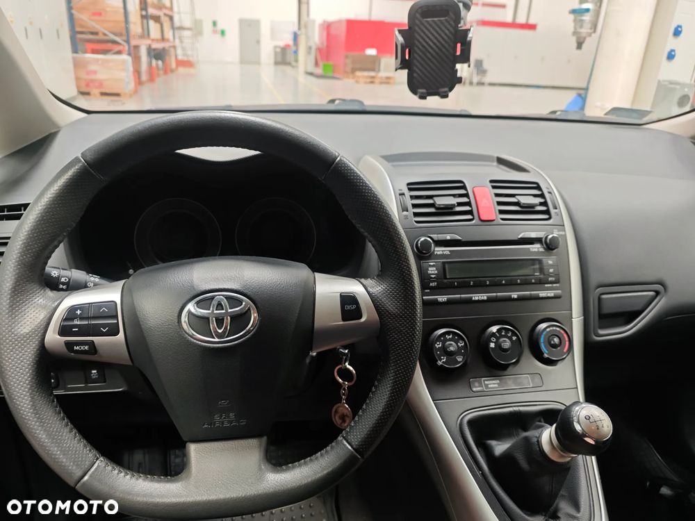 Toyota Auris 1.4 D-4D Life - 5