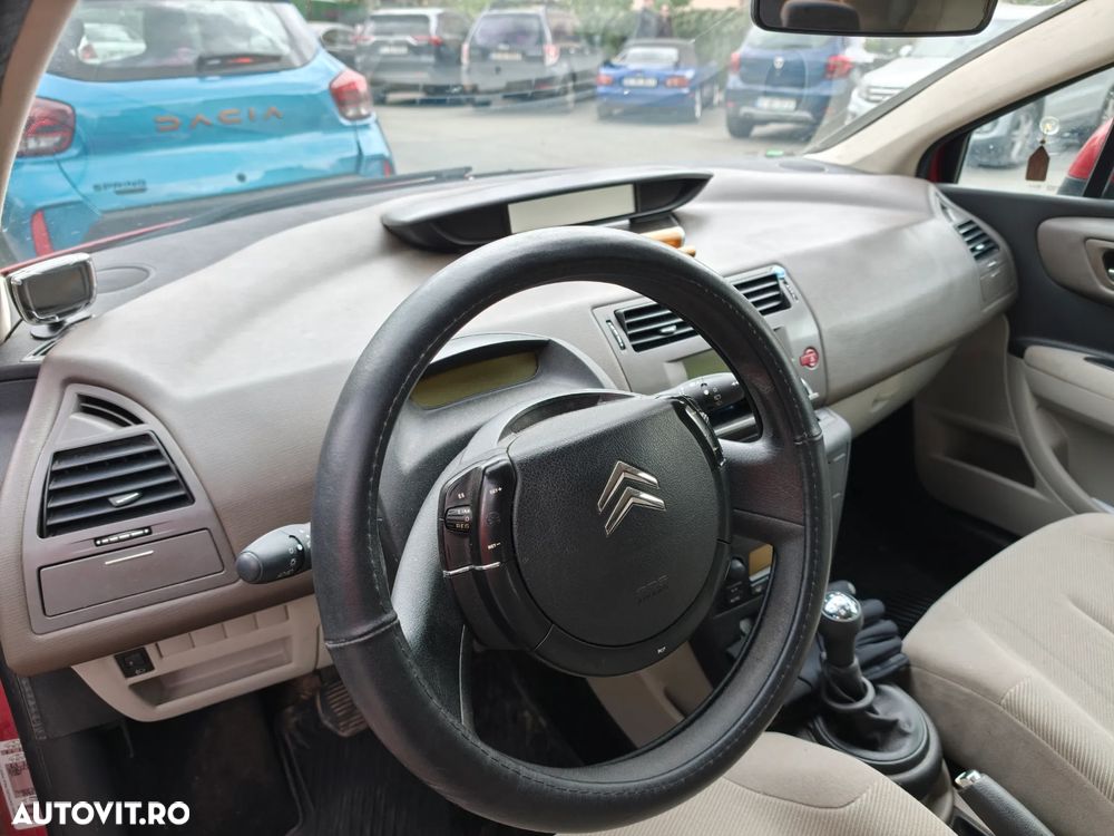 Citroën C4 - 9