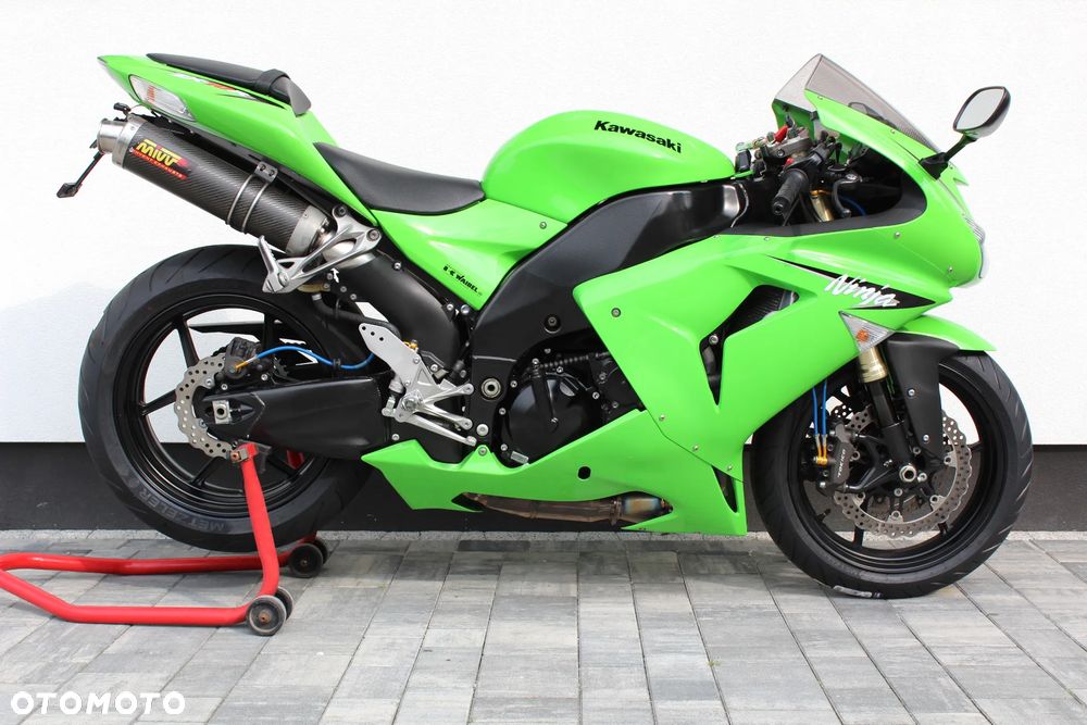 Kawasaki ZXR - 6