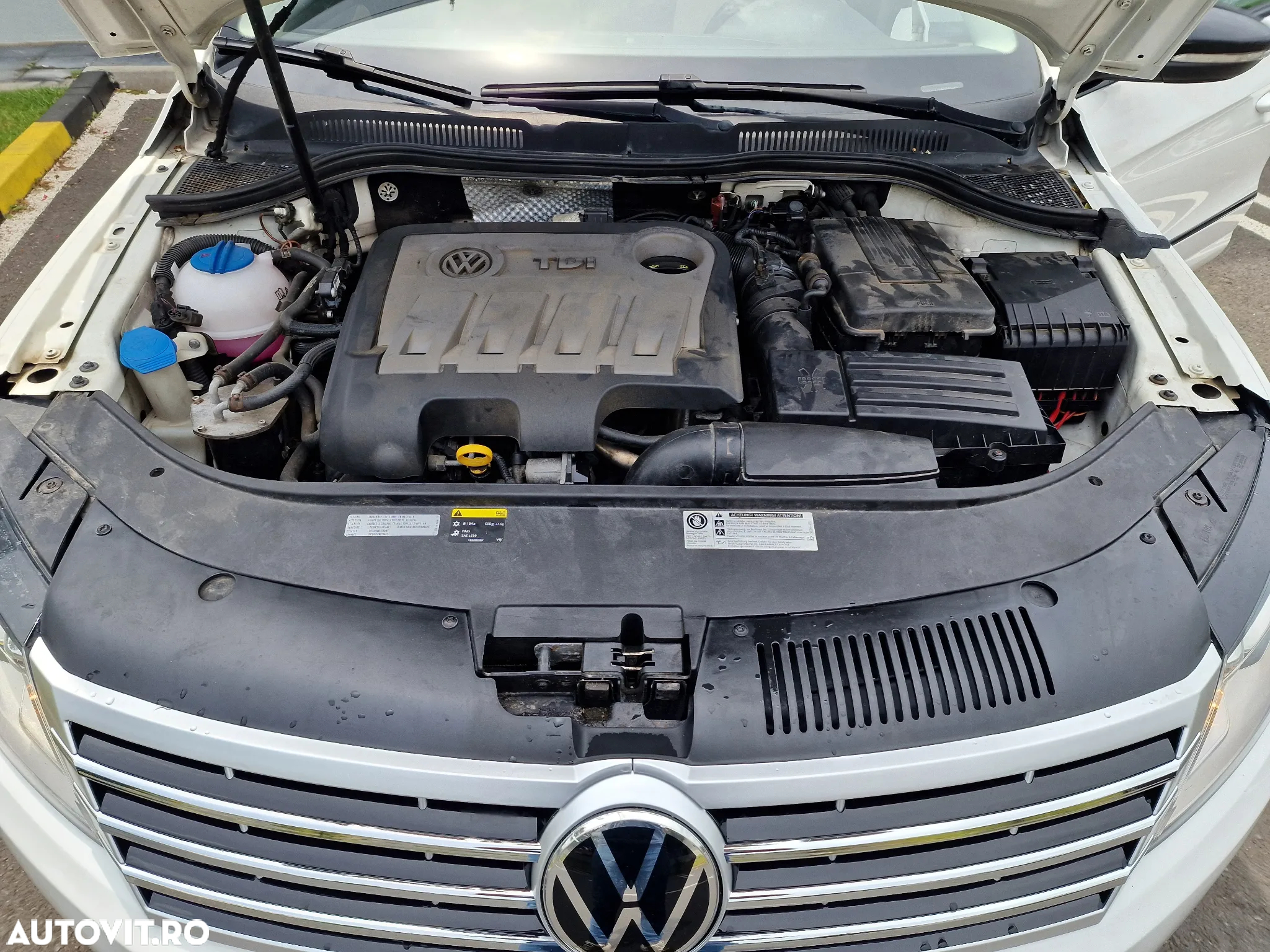Volkswagen Passat CC 2.0 TDI BlueMotion Technology DSG - 33