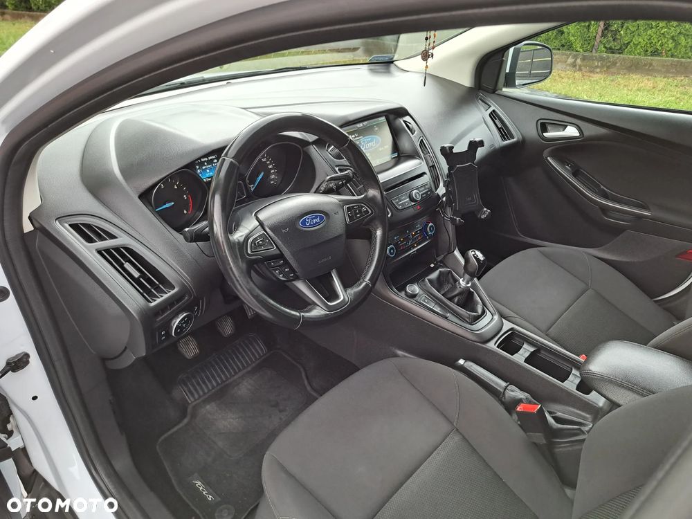 Ford Focus 1.6 TDCi Titanium - 11