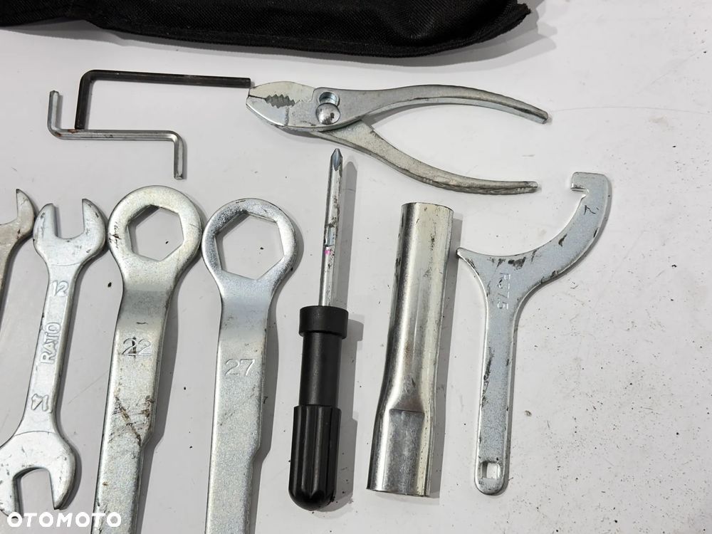 Zestaw kluczy Kawasaki Z 650   Z650 - 3