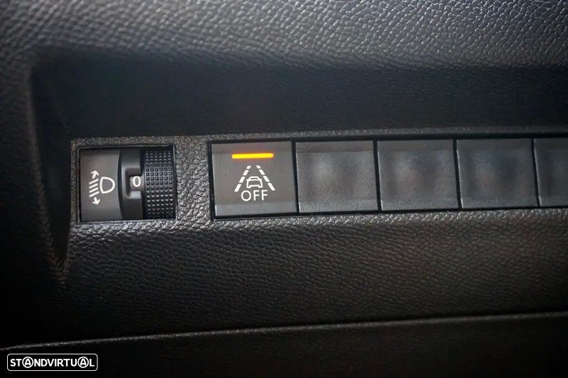 Peugeot 208 1.2 PureTech Allure Pack - 17