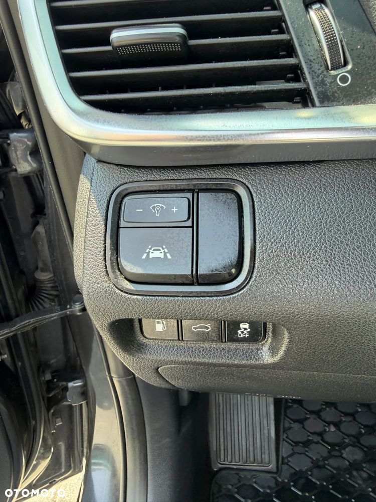 Kia Optima 1.6 T-GDI L DCT - 9
