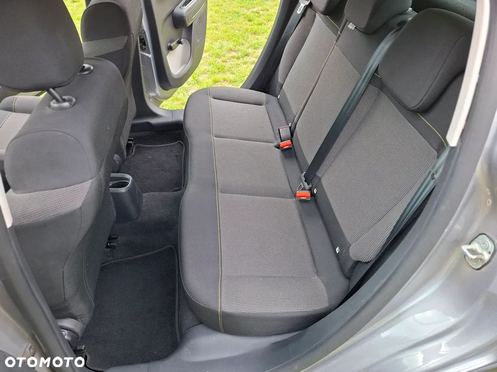 Citroën C3 BlueHDi 100 S&S PLUS - 14