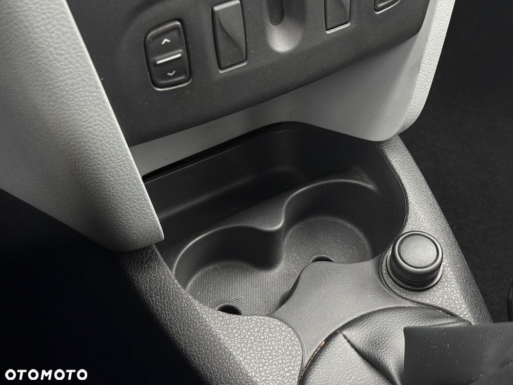 Dacia Sandero 1.2 16V 75 Essentiel - 18