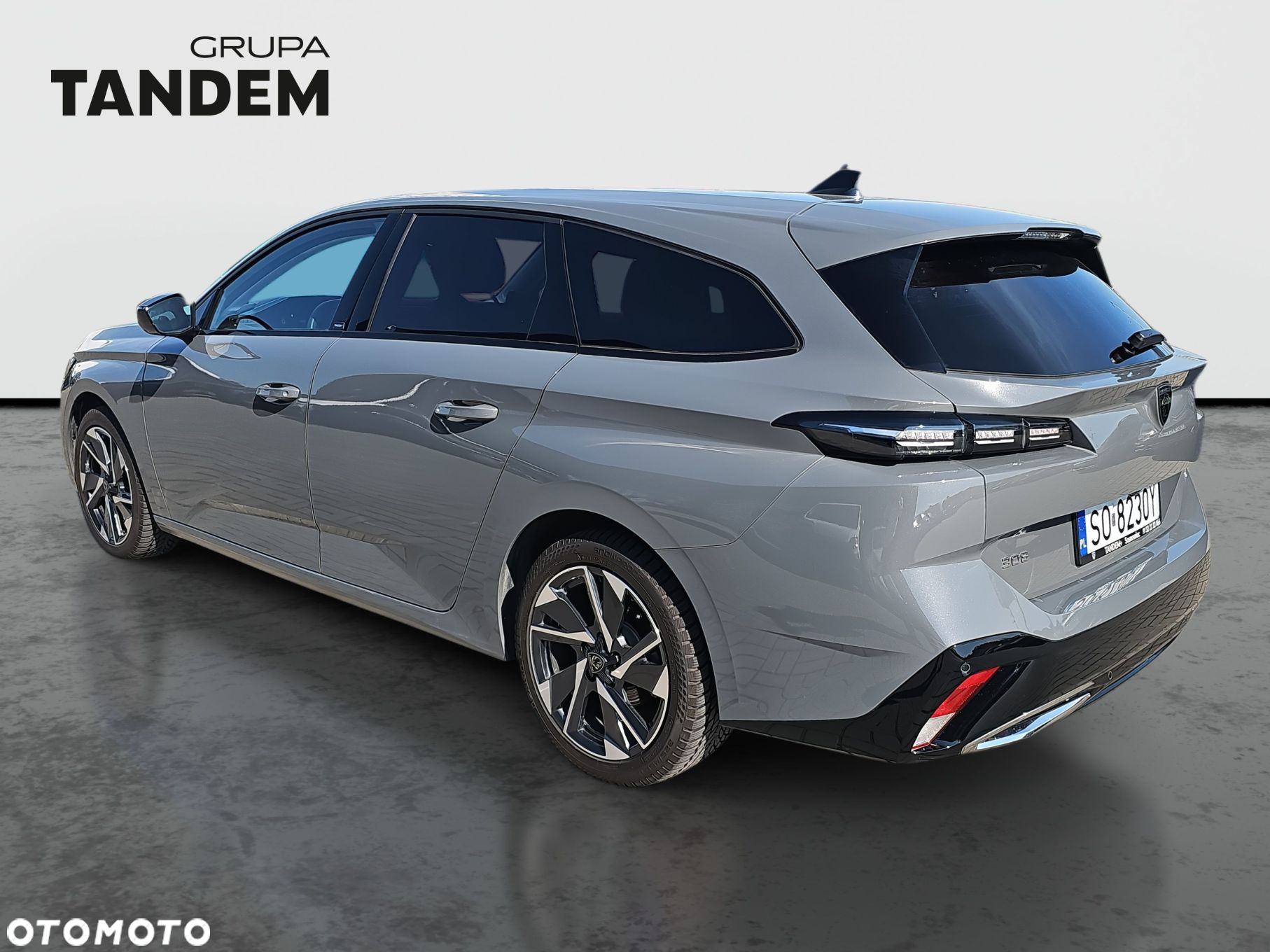 Peugeot 308 - 8