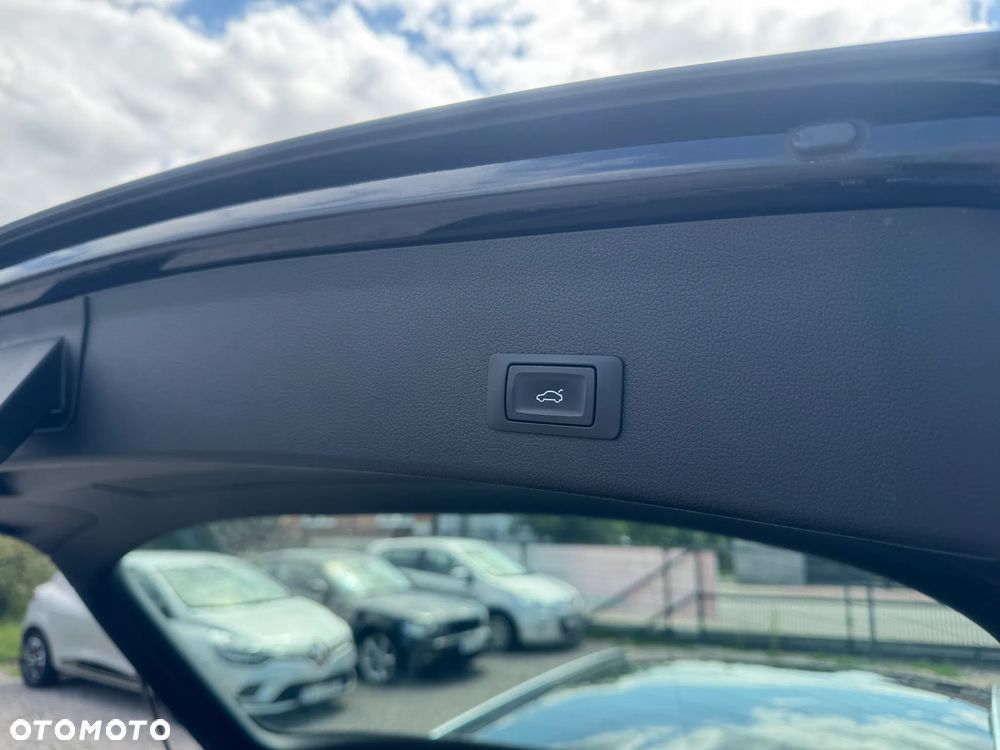 Audi A4 Avant 2.0 TDI DPF clean diesel multitronic Ambiente - 31