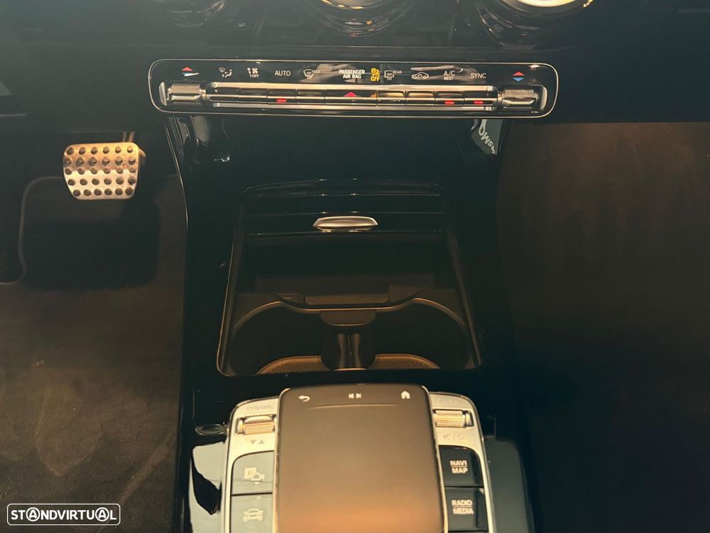 Mercedes-Benz A 200 AMG Line Aut. - 27