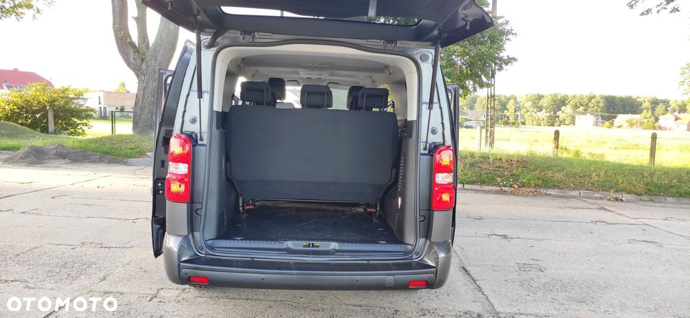 Opel Vivaro - 31