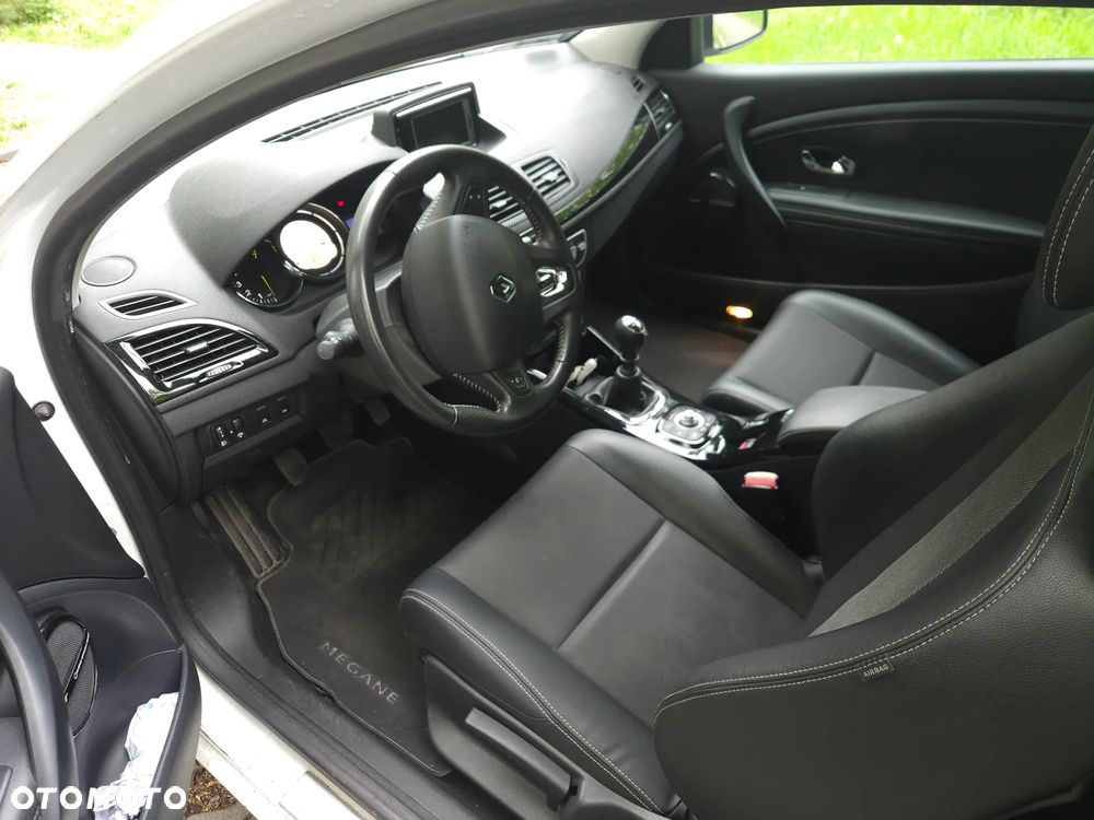 Renault Megane 1.2 16V TCe Energy Bose - 9