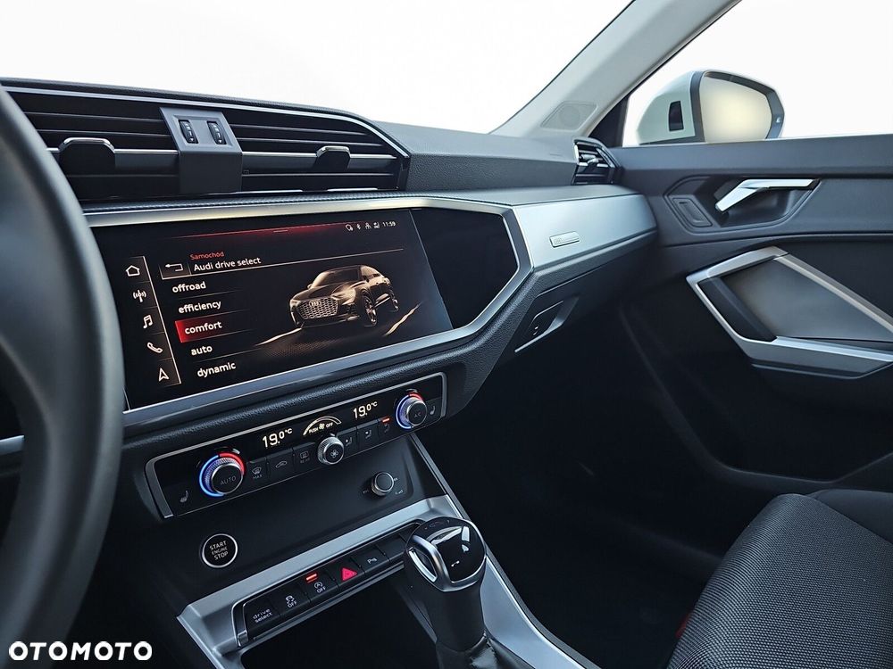 Audi Q3 Sportback - 15