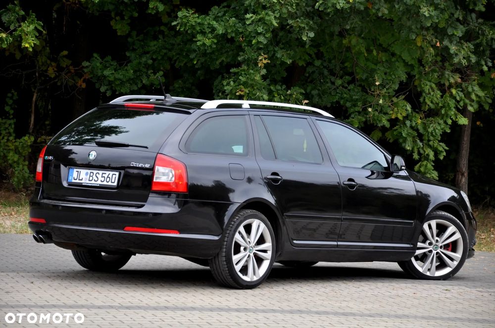 Skoda Octavia 2.0 TDI CR DPF RS - 6