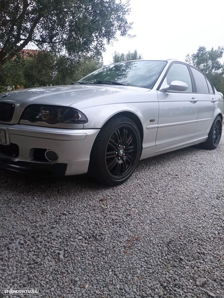 BMW 320 d Séc.XXI - 1