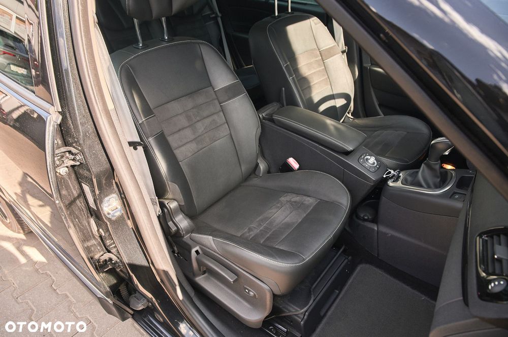Renault Grand Scenic - 18