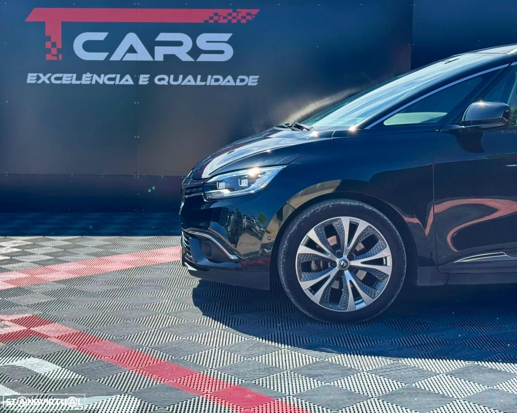 Renault Grand Scénic 1.6 dCi Intens SS - 21