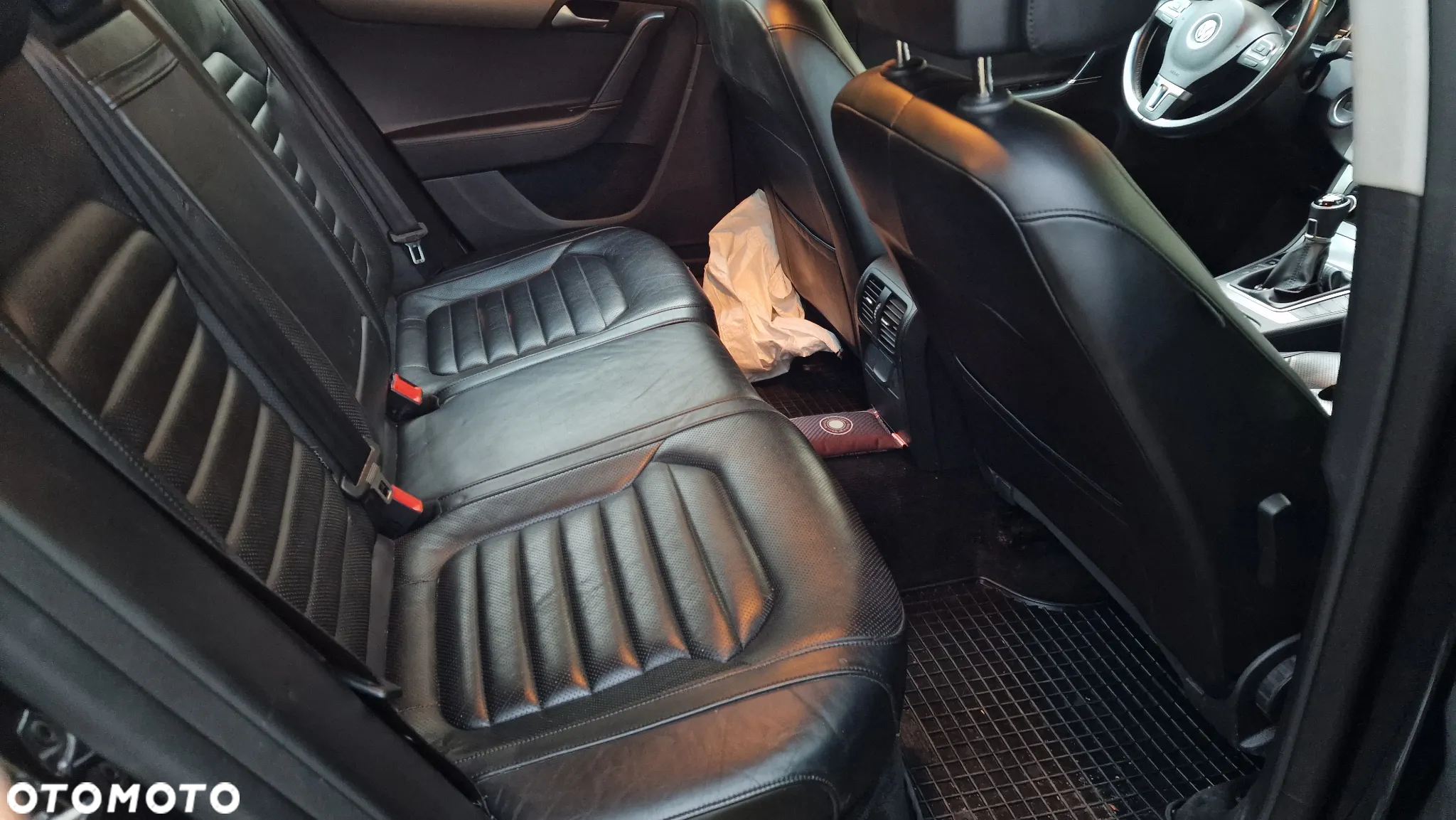 Volkswagen Passat Variant 1.6 TDI BlueMotion - 8