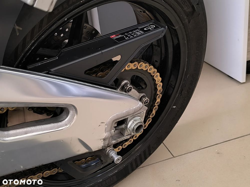 Aprilia Tuono - 29
