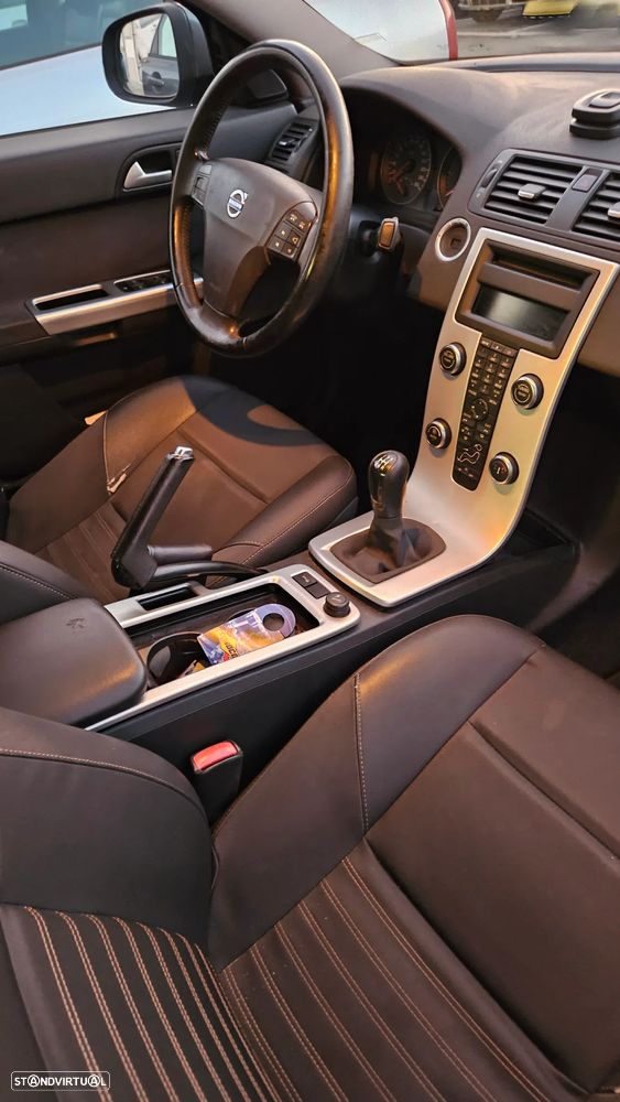 Volvo S40 1.6 D Drive - 9