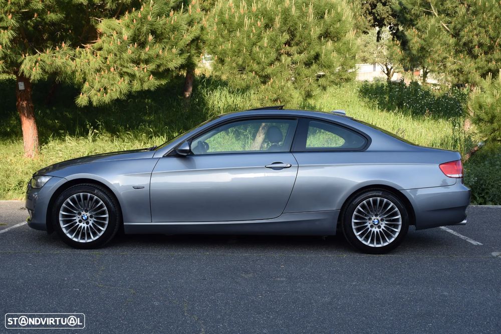 BMW 320 d Coupe Auto - 37
