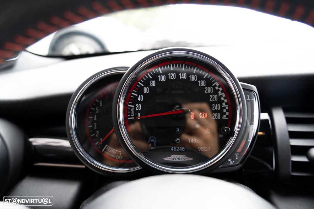 MINI 3 Portas John Cooper Works Auto Desportiva - 8